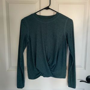 Old Navy Twist Front Athletic Top